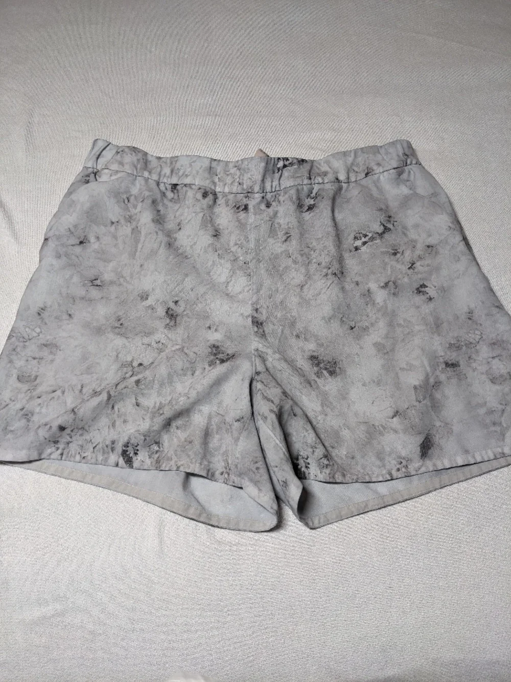 Lululemon Flat-Front Relaxed 4.5